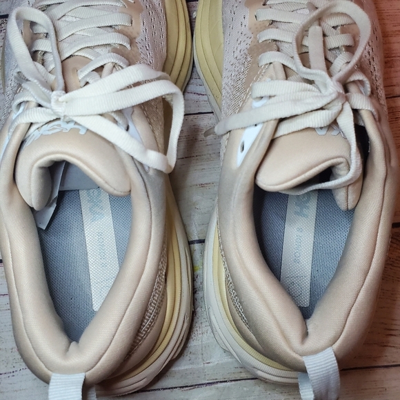 Hoka Womens 8B Bondie 8 Shifting Sand/Eggnog Athletic Running Shoes Sneakers - Picture 9 of 11